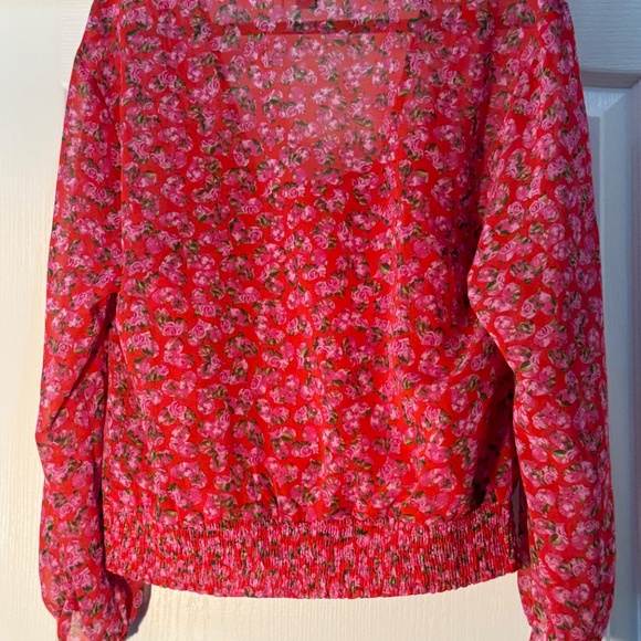 CeCe Shirt Red Rose Print Cross Over With Red Tank Women’s Size M Long Sleeve - Picture 4 of 5